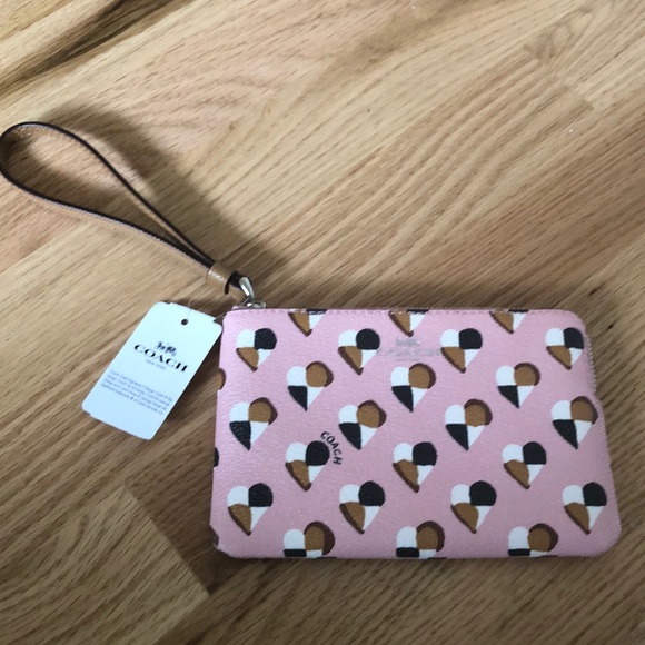 Coach Handbags - ❌SOLD❌Coach Checkered Hearts Wristlet